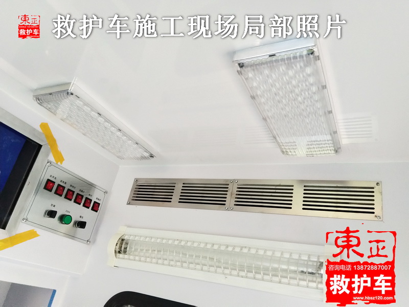 救護車生產(chǎn)現(xiàn)場照片3
